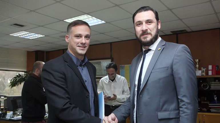 «Ευχαριστούμε θερμά την ΑΕΚ»