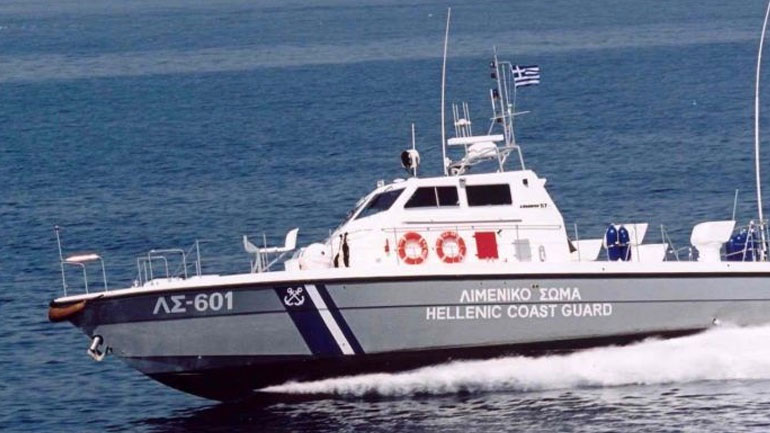 Προσάραξε πλοίο βορειοανατολικά της Μυκόνου