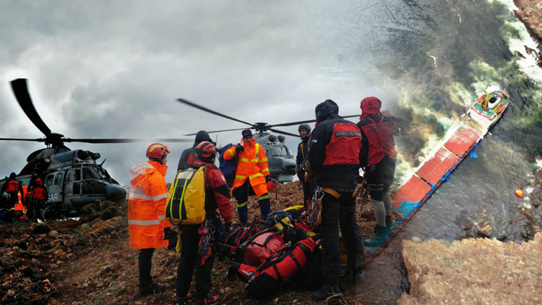 Καρέ-καρέ η διάσωση των ναυαγών στο Τραγονήσι