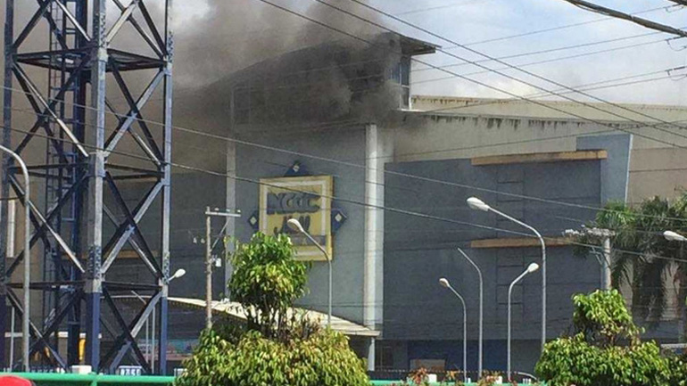 Φιλιππίνες – Νταβάο: Τουλάχιστον έξι τραυματίες από μεγάλη πυρκαγιά που ξέσπασε σε εμπορικό κέντρο