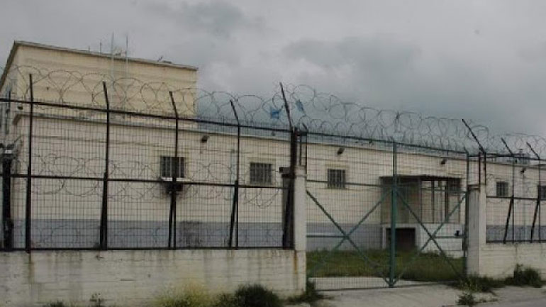 Aφγανοί επιτέθηκαν σε σωφρονιστικό υπάλληλο στις Φυλακές Βόλου