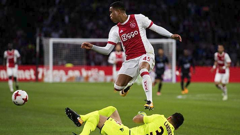 Με ανατροπή ο Άγιαξ, 3-1 τη Βίλεμ