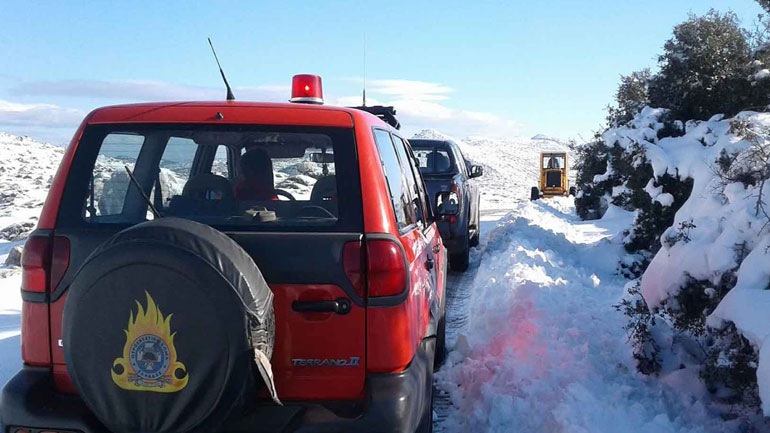 Με επιτυχία ο απεγκλωβισμός από τα χιόνια των δυο κυνηγών στην Αργολίδα Με επιτυχία ο απεγκλωβισμός από τα χιόνια των δυο κυνηγών στην Αργολίδα