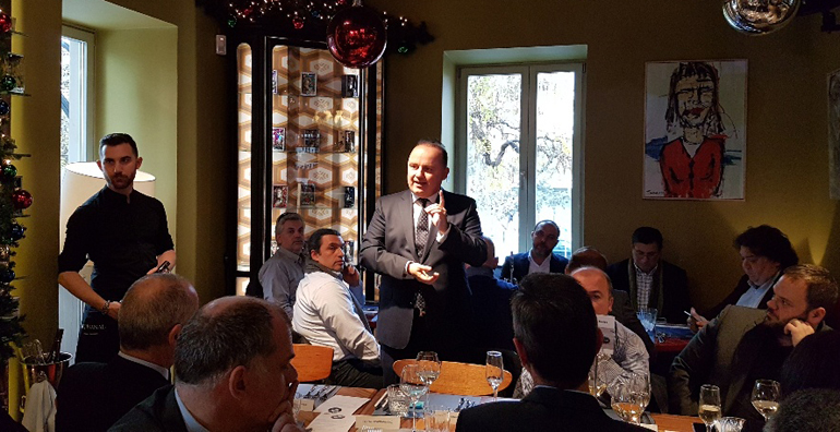 Ο Πρόεδρος του BMW Group Hellas Karim Christian Haririan ευχήθηκε καλές γιορτές ενώ δεν ξέχασε να αναφερθεί στη νέα χρονιά που αναμένεται πολύ δυνατή για την μάρκα