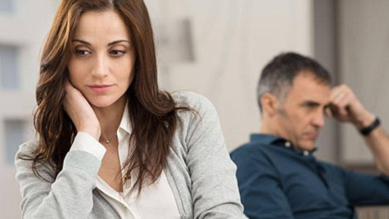Γιατί τα ζευγάρια χωρίζουν και γιατί μένουν μαζί