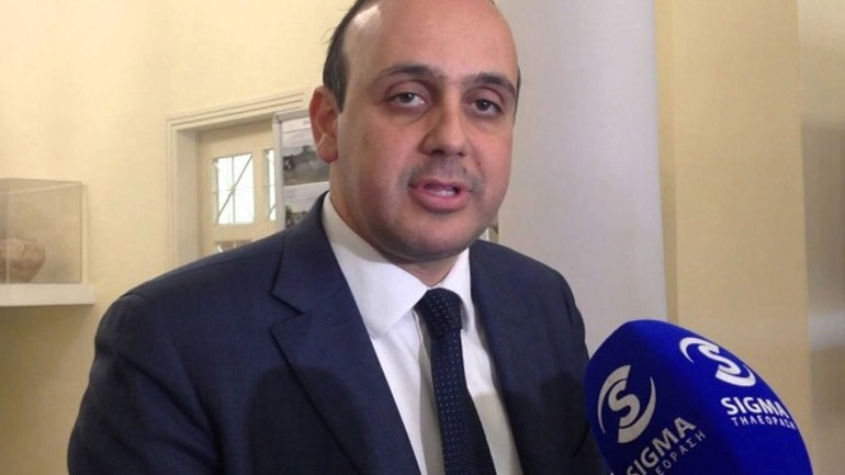 Κύπρος: Κατέθεσε στην Αστυνομία ο δήμαρχος Πάφου για την έκρηξη βόμβας στο αυτοκίνητο της μητέρας του