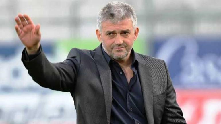 Αναλαμβάνει την Κέρκυρα ο Σάκης Τσιώλης