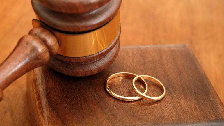 Τα διαζύγια-εξπρές γίνονται νόμος του κράτους