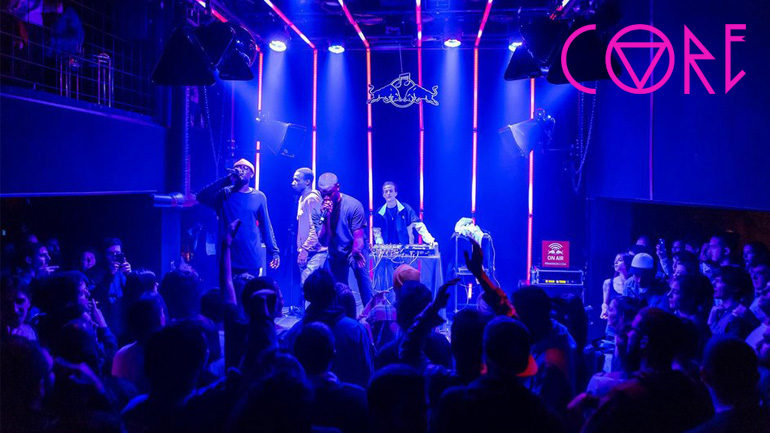 Εικόνες από το showcase του Red Bull Music Academy στο six d.o.g.s.