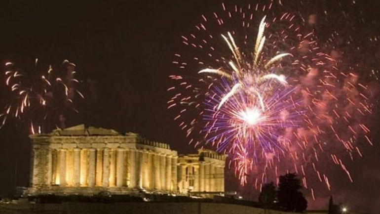Με τις μουσικές των Ρεμπούτσικα, Ρίζου και Μουζουράκη στο Θησείο, θα υποδεχθεί η Αθήνα το 2018