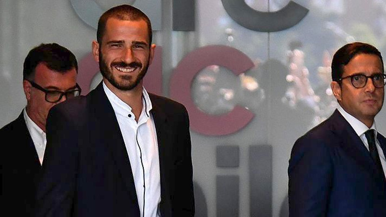 Καπέλο: «Ο Μπονούτσι δεν ξέρει να μαρκάρει…»