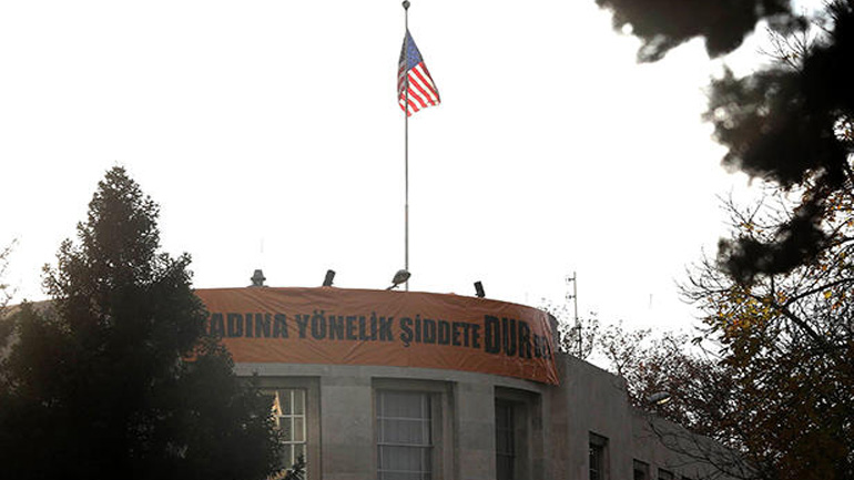 Πρεσβεία ΗΠΑ-Άγκυρα: Τέλος στους περιορισμούς στη χορήγηση βίζας σε Τούρκους πολίτες