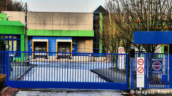 Το εργοστάσιο έξω στο Βερολίνο που δεν μετατράπηκε ποτέ σε κέντρο φιλοξενίας προσφύγων