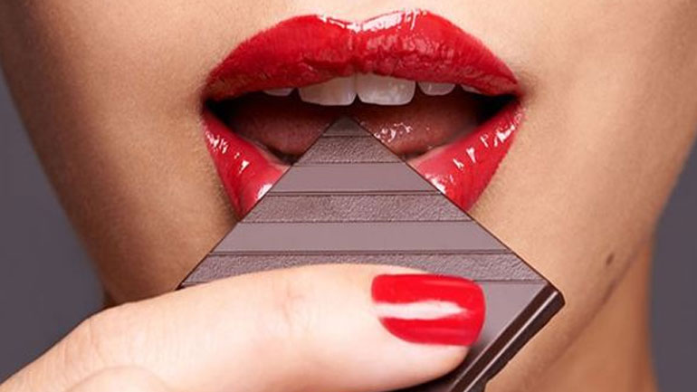 Η σοκολάτα σύμμαχός μας για γερά δόντια!