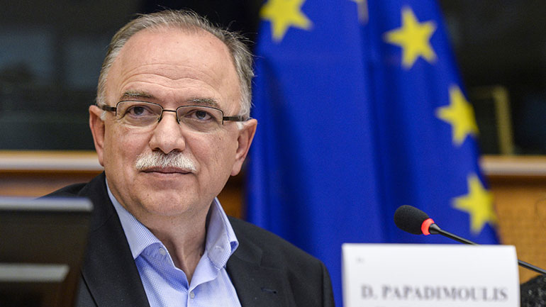 Δημήτρης Παπαδημούλης: Το συμφέρον της χώρας επιβάλλει μια ρεαλιστική λύση κοινής αποδοχής για την ονομασία της Fyrom Δημήτρης Παπαδημούλης: Το συμφέρον της χώρας επιβάλλει μια ρεαλιστική λύση κοινής αποδοχής για την ονομασία της Fyrom