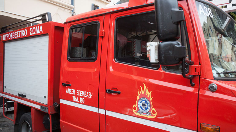 Θεσσαλονίκη: Υπό έλεγχο ετέθη η μεγάλη πυρκαγιά στη ΒΙΠΕ Σίνδου