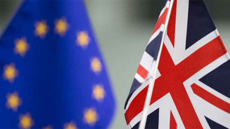 Διορία μέχρι 18/1 σε Facebook – Twitter για να δώσουν πληροφορίες σχετικά με τη ρωσική ανάμιξη στο Brexit