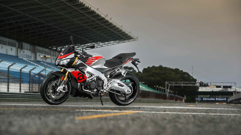 Tο απόλυτο streetfighter της Aprilia
