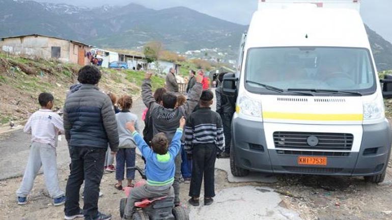 Επαναληπτικός εμβολιασμός 100 παιδιών Ρομά