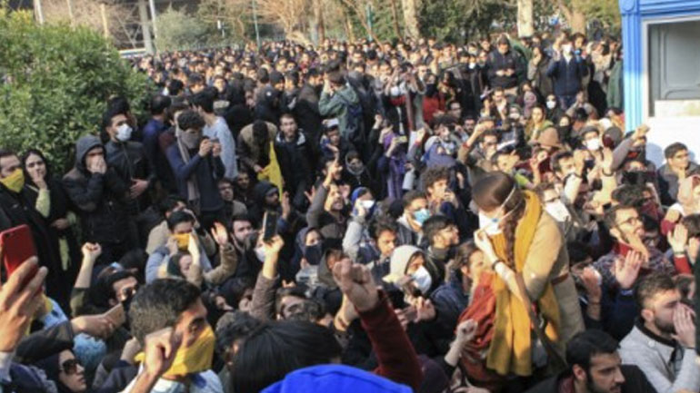 Μικρές συγκεντρώσεις σε Παρίσι και Βερολίνο, σε ένδειξη συμπαράστασης προς τους Ιρανούς διαδηλωτές