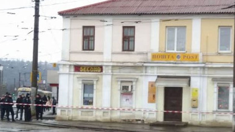 Ουκρανία: Έληξε η ομηρία στο ταχυδρομείο – Στα χέρια της αστυνομίας ο ένοπλος