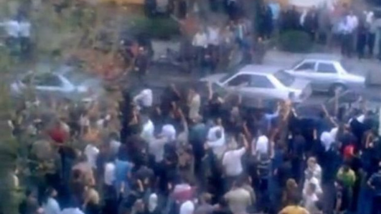 Ιράν: Η κυβέρνηση διαμηνύει πως θα δράσει εναντίον όσων «χρησιμοποιούν τη βία και πιστεύουν στην αναρχία»