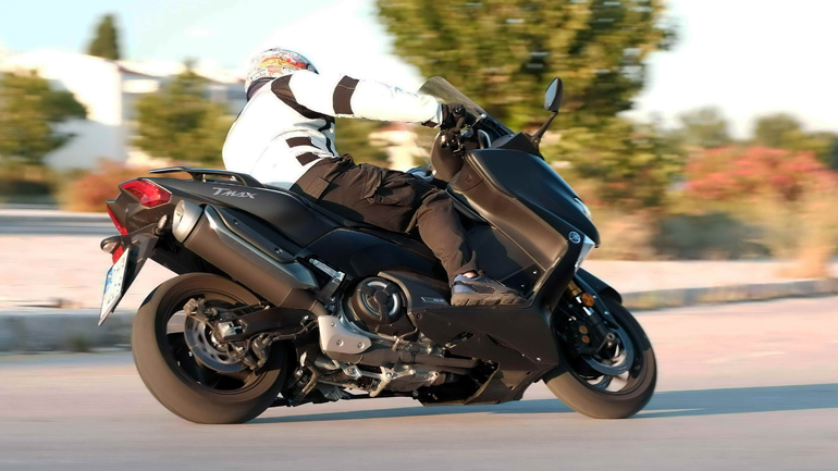 To best seller των mega scooter 500+ συνεχίζει ακάθεκτο