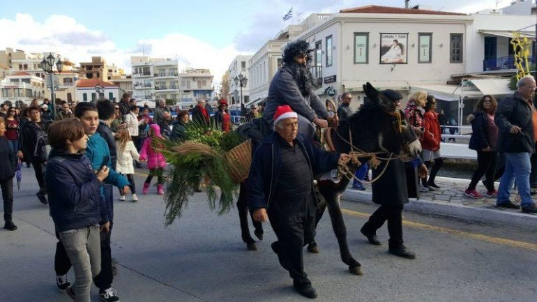 Ο παλιός χρόνος αναχώρησε σε… γαϊδουράκι
