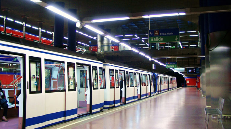 Ισπανία: Τέλος από σήμερα τα χάρτινα εισιτήρια στο μετρό της Μαδρίτης