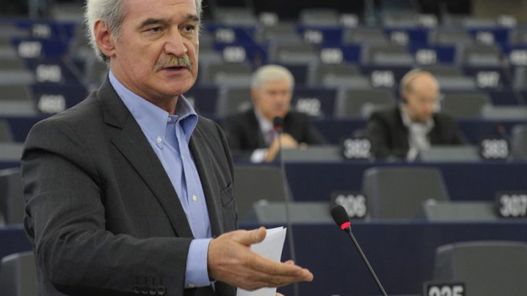 Ερώτηση Ν. Χουντή προς την Κομισιόν για τους πλειστηριασμούς