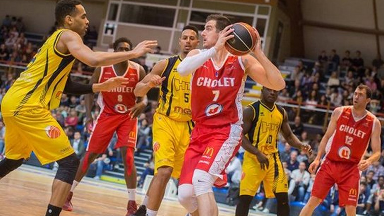 Παίκτης του Άρη ο Ιβάν Μάρας