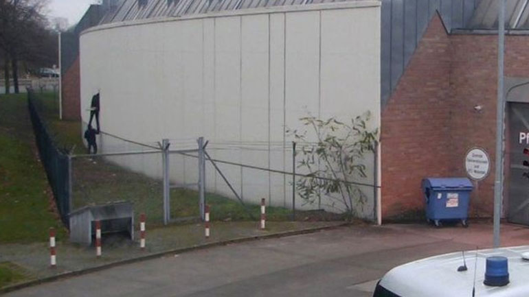 Βερολίνο: Εννέα αποδράσεις σε πέντε μέρες