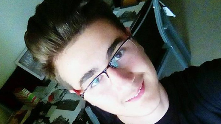 Ο 20χρονος Αλκίνοος απεβίωσε από μη ανιχνεύσιμο όγκο στον εγκέφαλο