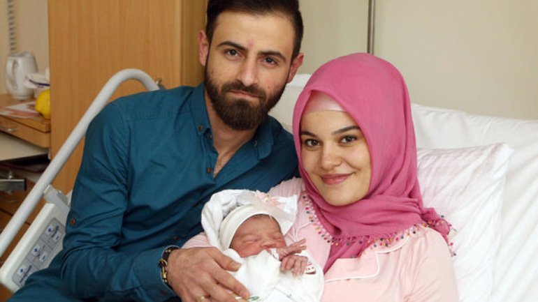 Αυστρία: Ρεσιτάλ ρατσιστικού μίσους κατά του πρώτου νεογέννητου του 2018