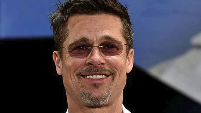 Με το πραγματικό του όνομα φλερτάρει ο Brad Pitt