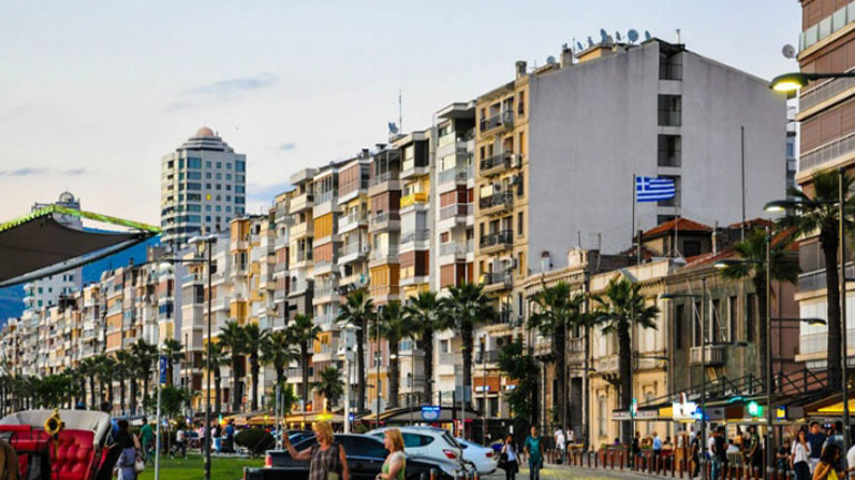 Άγνωστοι αποπειράθηκαν να πυρπολήσουν το ιστορικό Προξενείο της Σμύρνης την παραμονή Πρωτοχρονιάς Άγνωστοι αποπειράθηκαν να πυρπολήσουν το ιστορικό Προξενείο της Σμύρνης την παραμονή Πρωτοχρονιάς