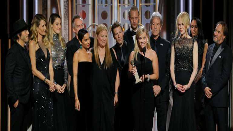 Χρυσές Σφαίρες: Κόκκινο χαλί με μαύρο χρώμα