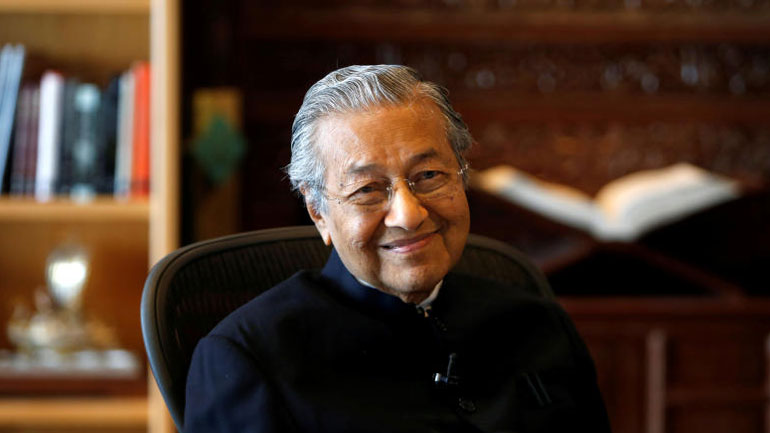 Μαλαισία: Υποψήφιος για την πρωθυπουργία ο 92χρονος πρώην πρωθυπουργός Μαχαθίρ Μοχάμεντ