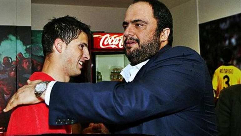 Μιραλάς στο μάτι του… Τσίπρα!