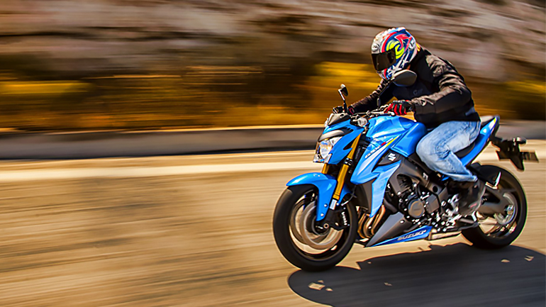 Suzuki GSX-S 1000 ABS: Με κινητήρα GSX-R κανείς δε μένει ασυγκίνητος