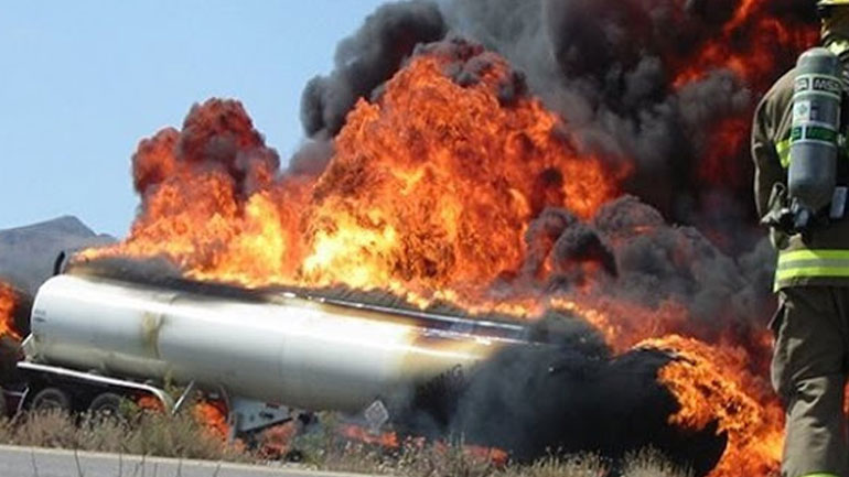 Βόλος: Δύο τραυματίες από έκρηξη βυτιοφόρου