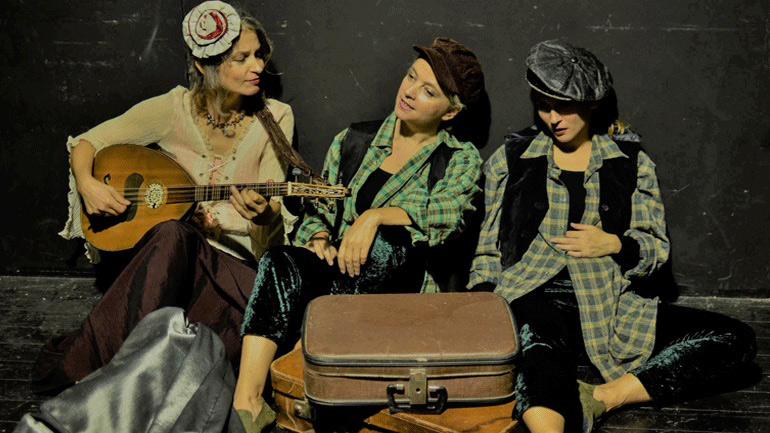 Συνεχίζονται οι παραστάσεις του έργου «Τα Καινούρια Ρούχα του Αυτοκράτορα»