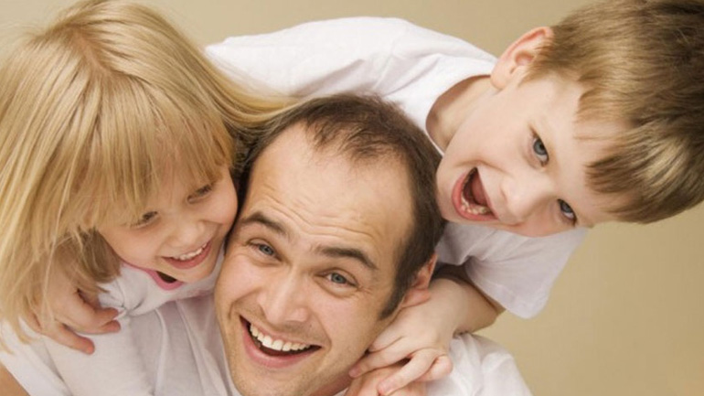 Πόσοι έχουν τον… βιολογικό πατέρα τους;