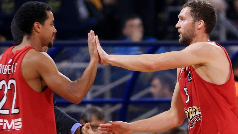 Ολυμπιακός: «Μπήκαν» οι Στρέλνιεκς και Ρόμπερτς