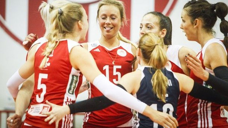 Βόλεϊ: Πανηγυρική πρόκριση για τον Ολυμπιακό, 3-0 σετ την Λογκρόνιο Βόλεϊ: Πανηγυρική πρόκριση για τον Ολυμπιακό, 3-0 σετ την Λογκρόνιο