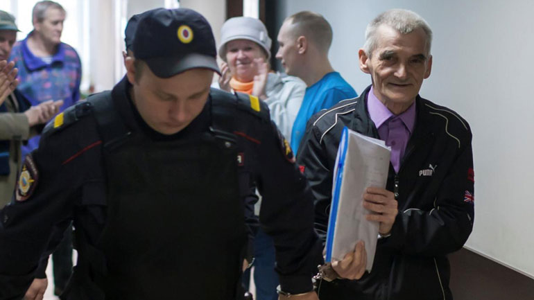 Ρωσία: Σε υποχρεωτική ψυχιατρική εξέταση θα υποβληθεί ιστορικός που αποκάλυψε τα εγκλήματα του Στάλιν