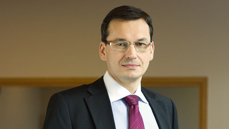 Πολωνία: Ο πρωθυπουργός Μοραβιέτσκι ελπίζει σε μια αποκλιμάκωση των εντάσεων με τις Βρυξέλλες