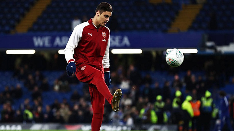 Βενγκέρ: «Θα κρατήσουμε τον Μαυροπάνο»