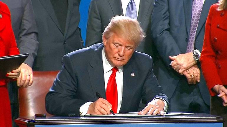 ΗΠΑ: Την Παρασκευή η απόφαση για τις κυρώσεις σε βάρος του Ιράν