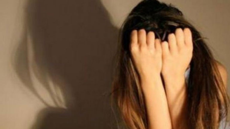 Ρόδος: Διερευνάται υπόθεση για ασέλγεια σε 7χρονη από τον νονό της!